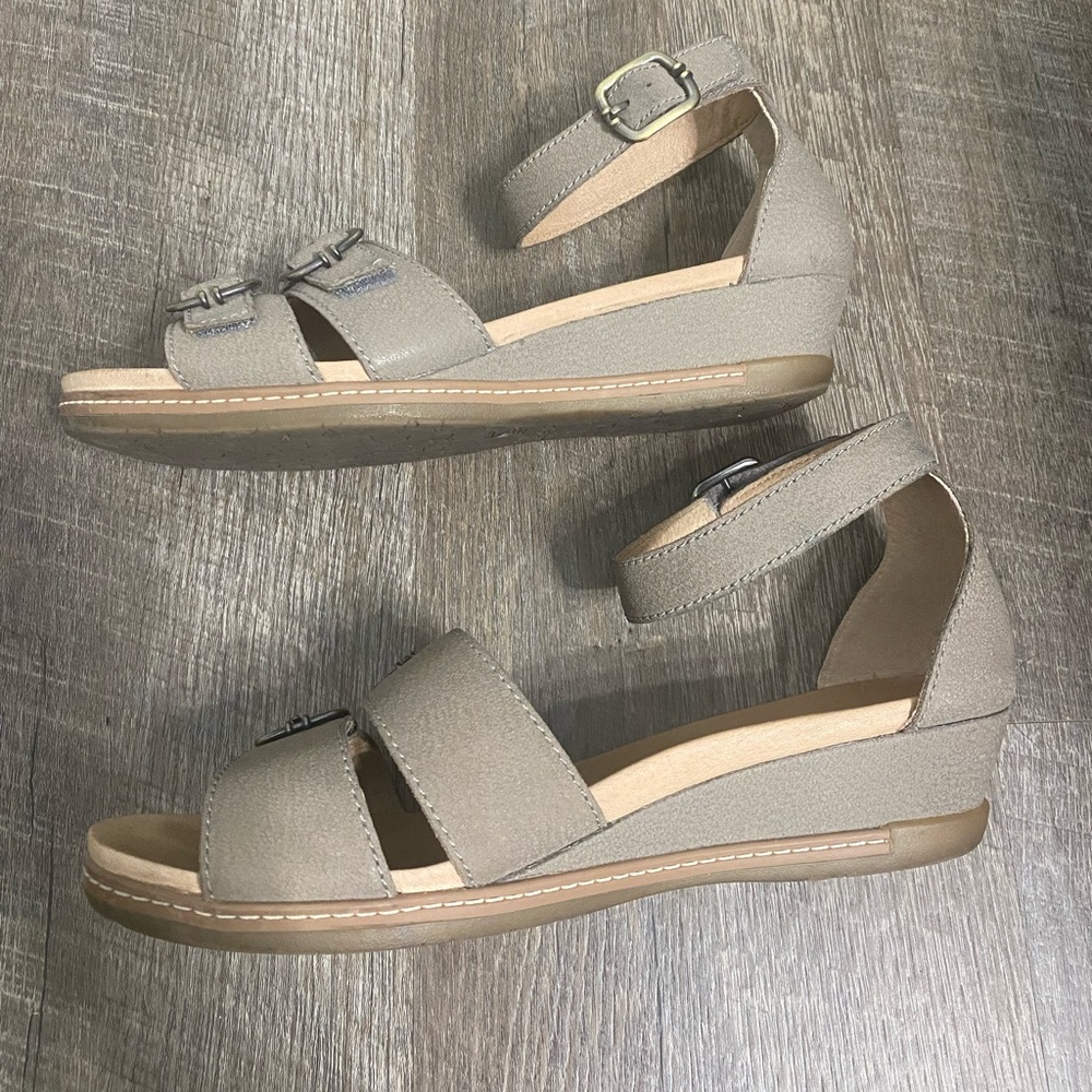 Dansko Astrid Low-Wedge Sandals - Picture 4 of 8